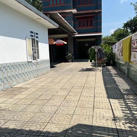 Nha Nghi Hong Trang - Thu Dau Mot 모텔 외부 사진